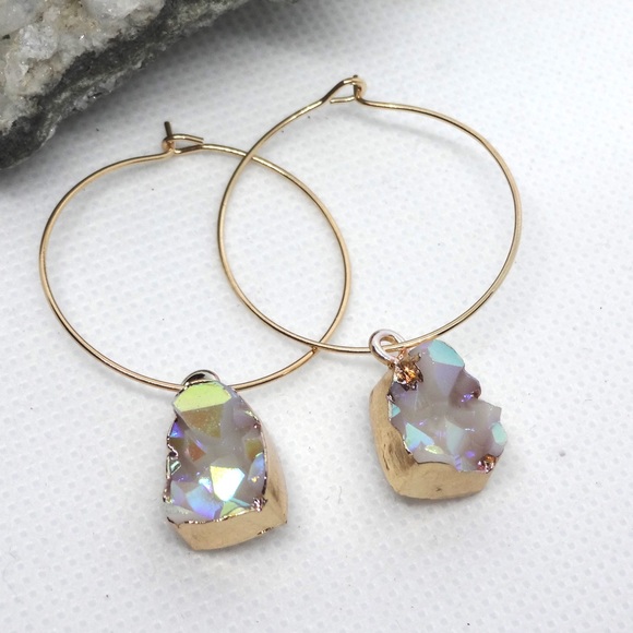 NEW Gold Hoop Earrings with iridescent druzy stone - Picture 3 of 4